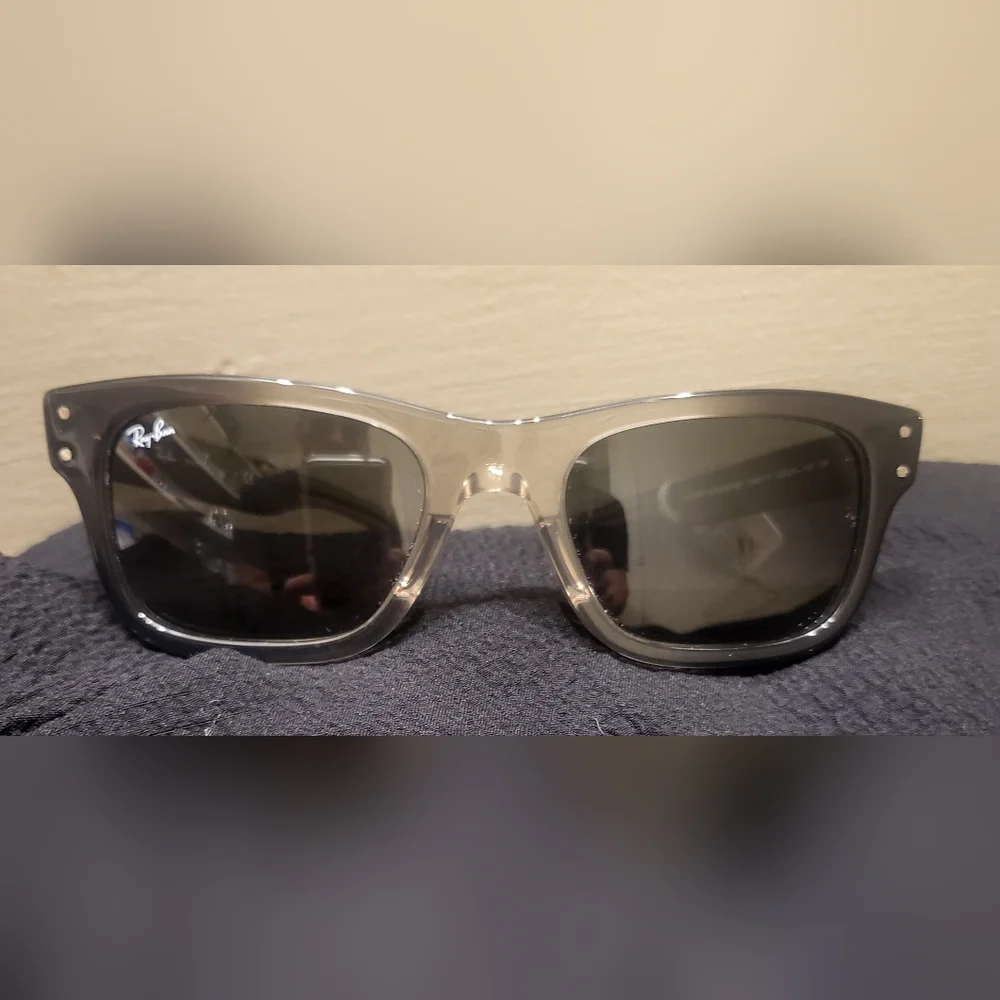 NWT Ray-Ban sun glasses - Picture 4 of 6